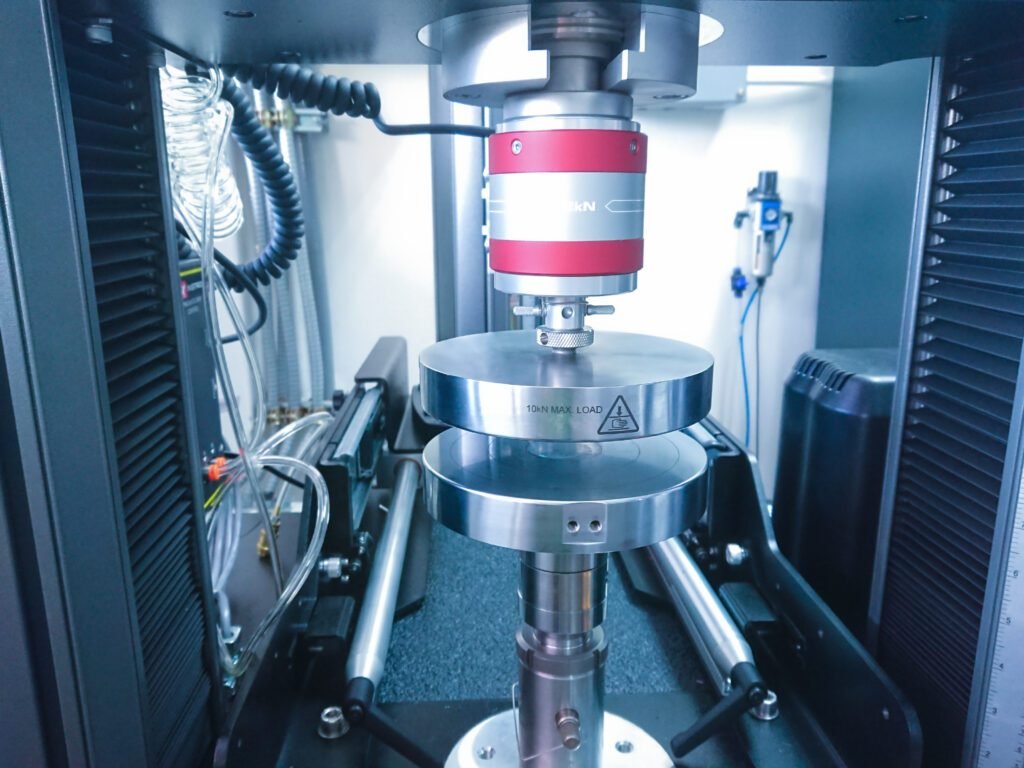 Utm Lab Instrument High Temperature UTM Testing Lab @ Kiyo R&D LAB – NABL Aligned ...