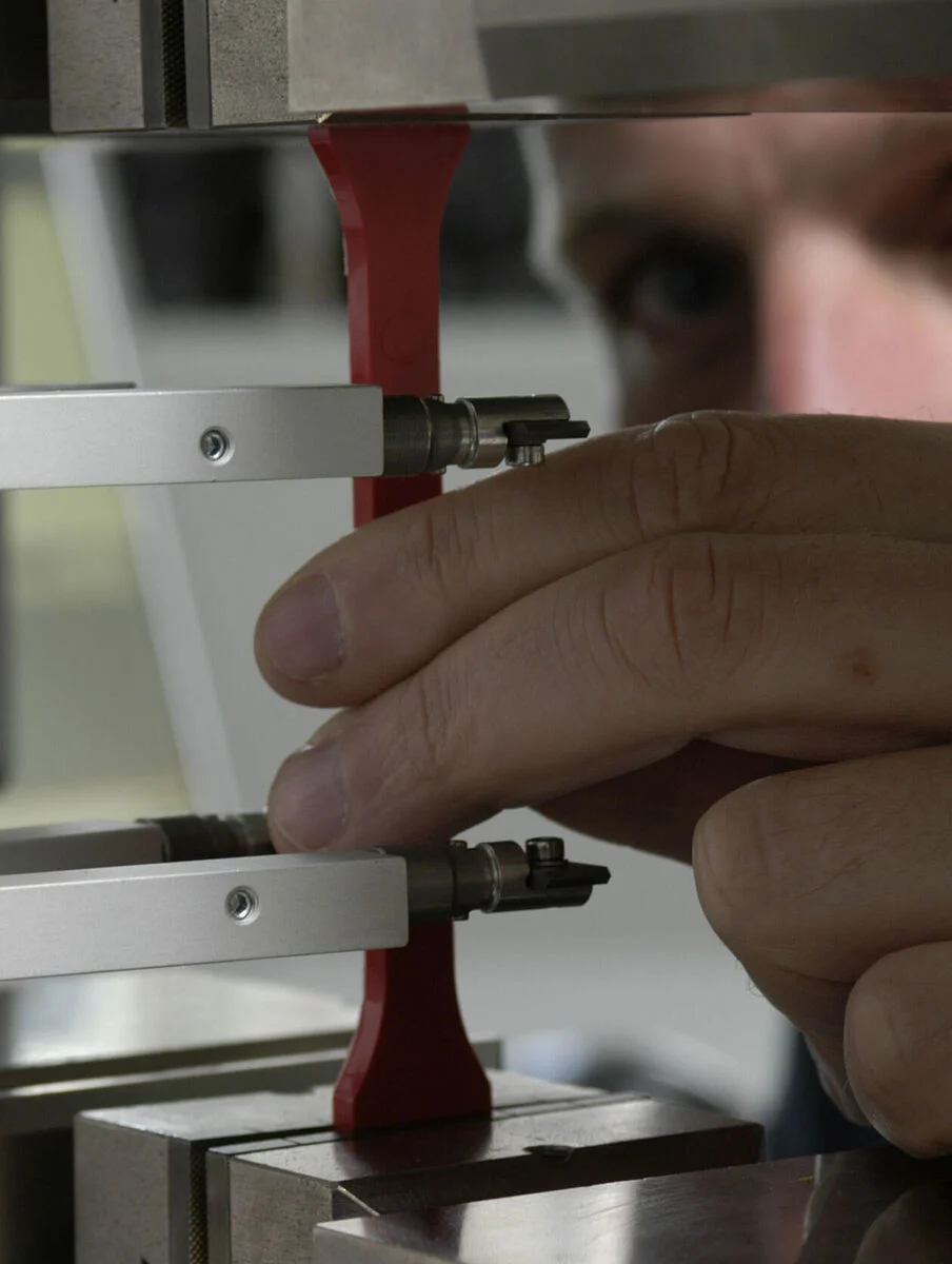 ASTM D638 Testing Services in Oragadam – Accurate Tensile Testing | Kiyo R&D LAB
